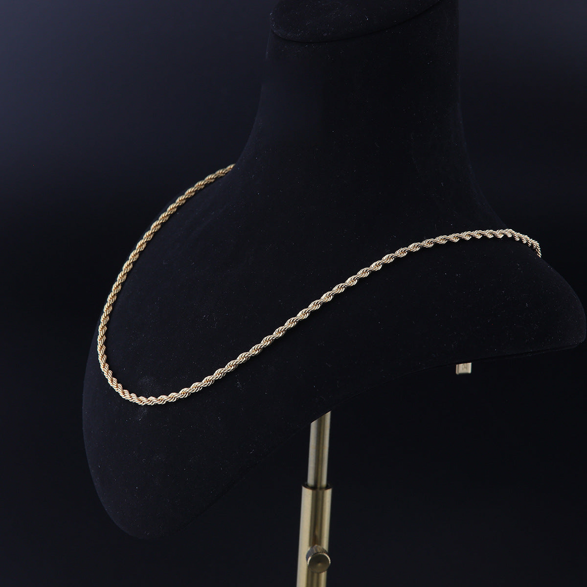 Vintage Geometric Chic Handcrafted Necklace Timeless Style