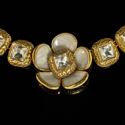 Vintage Enamel Timeless Elegant Necklace for Women