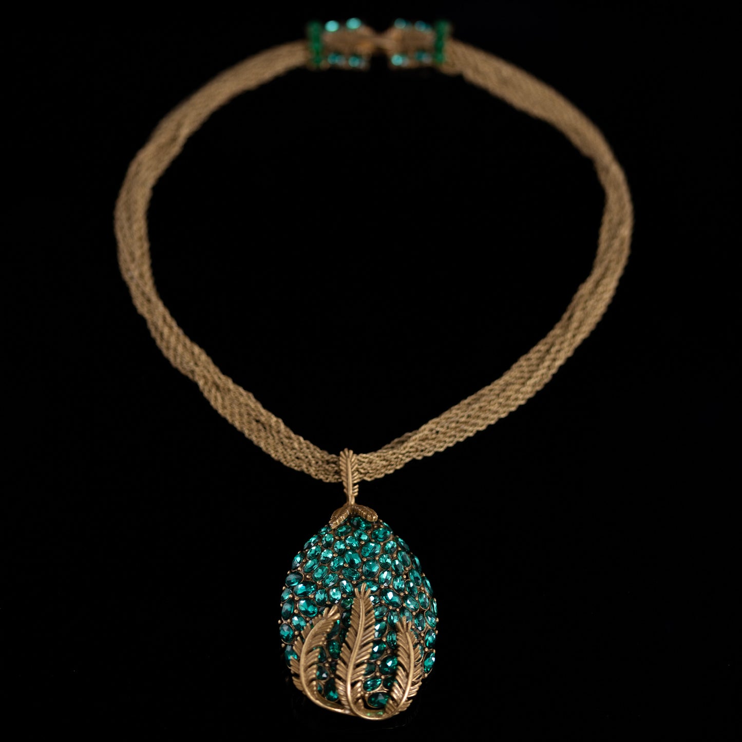 Vintage Crystal Chic Classic Necklace Timeless Style