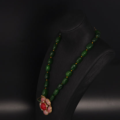 Vintage Agate Elegant Handcrafted Necklace for Women