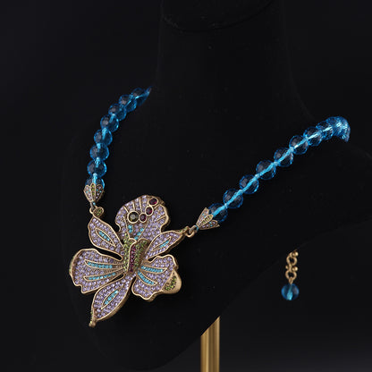 Vintage Cubic Zirconia Floral Statement Necklace Timeless Style