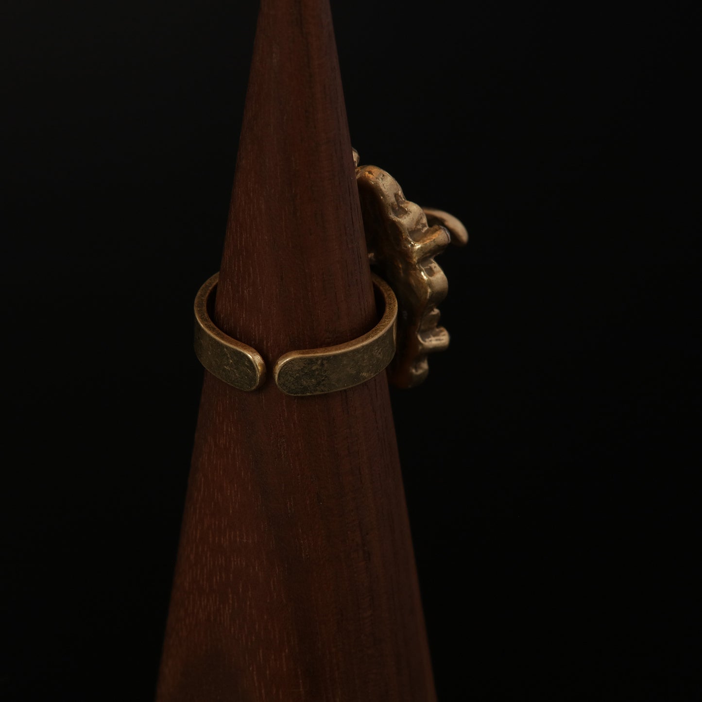 Vintage Geometric Elegant Refined Open Ring Timeless Style