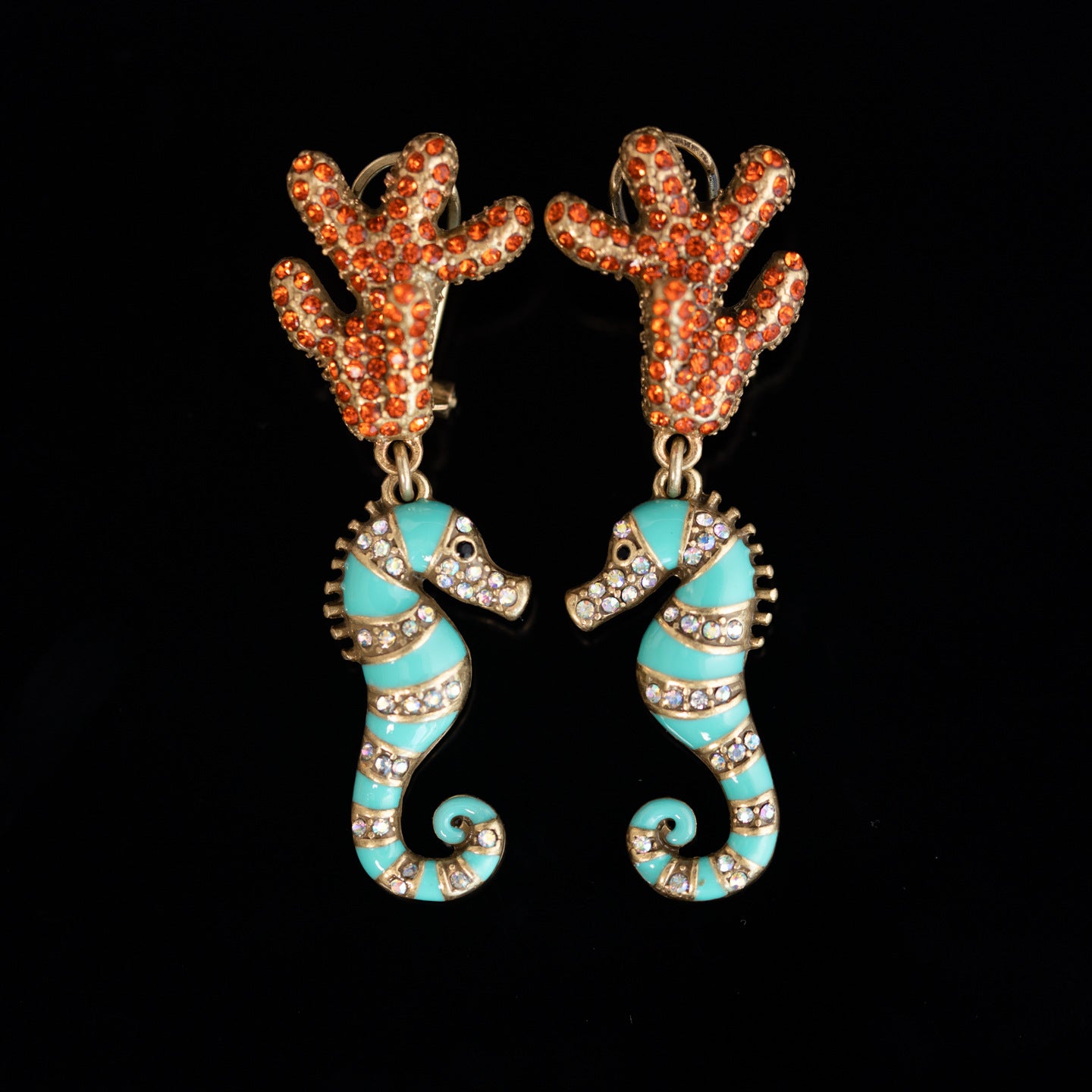 Vintage Pearl Leaf Refined Handcrafted Earrings for Ladies