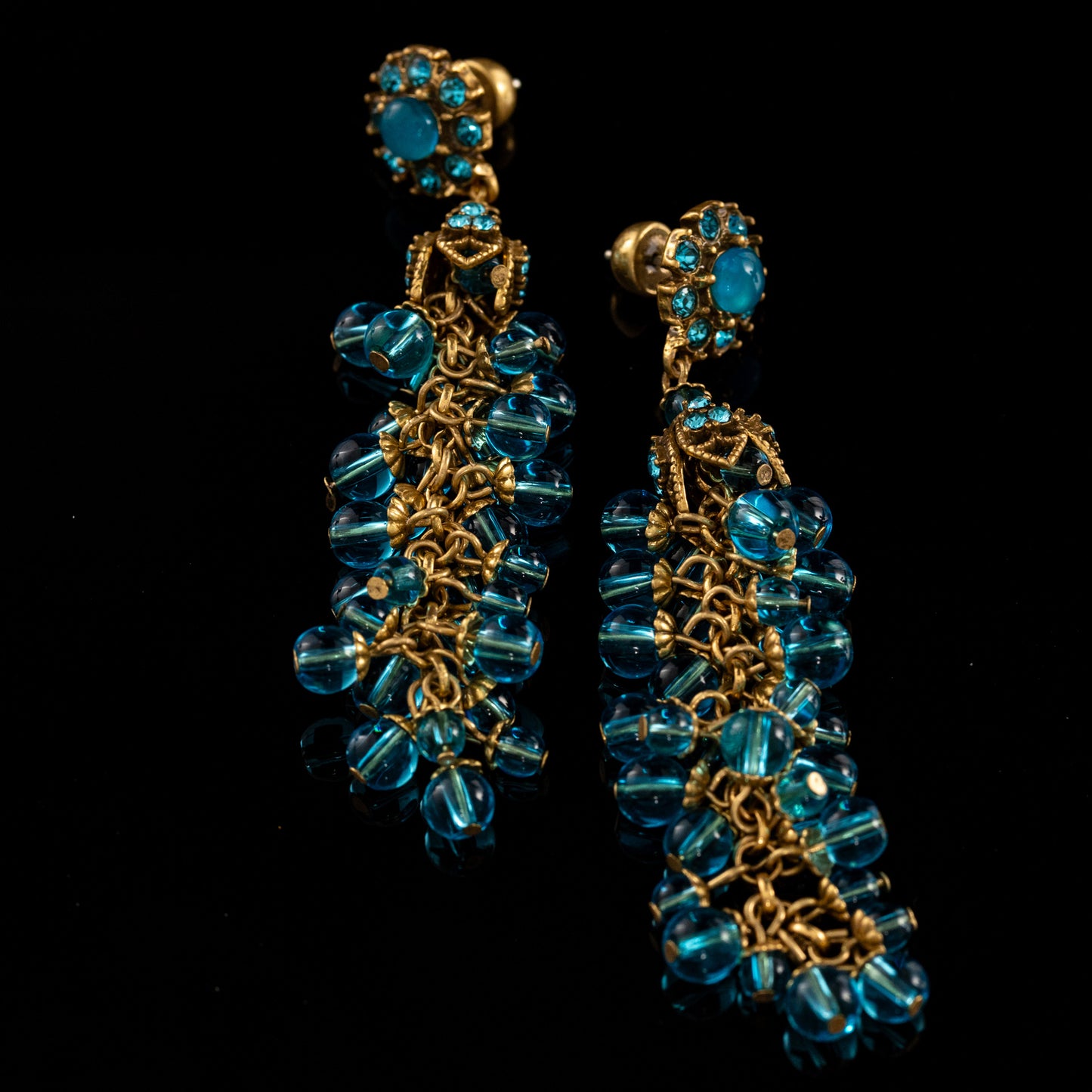 Vintage Pearl Leaf Refined Handcrafted Earrings for Ladies