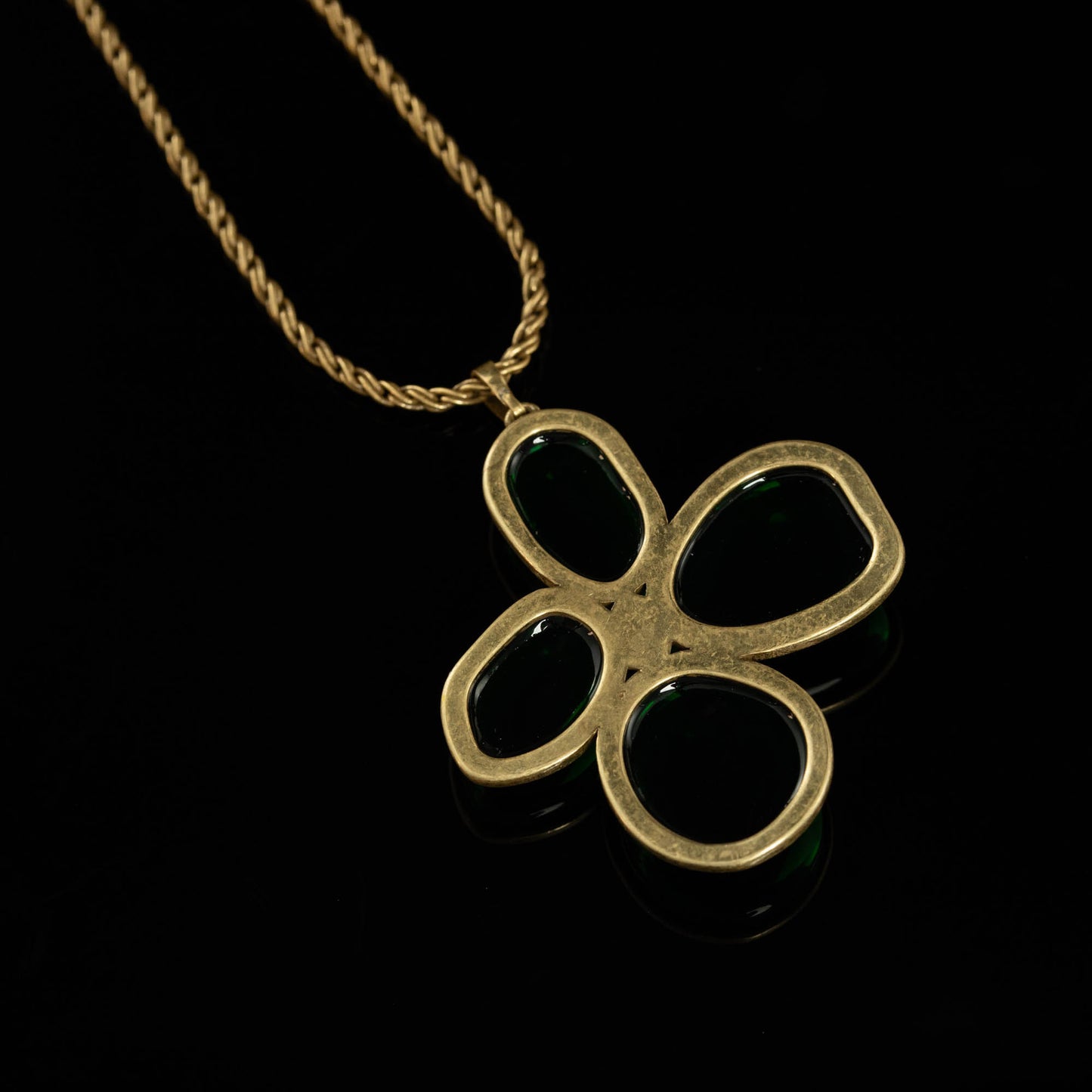 Vintage Floral Elegant Elegant Necklace for Ladies