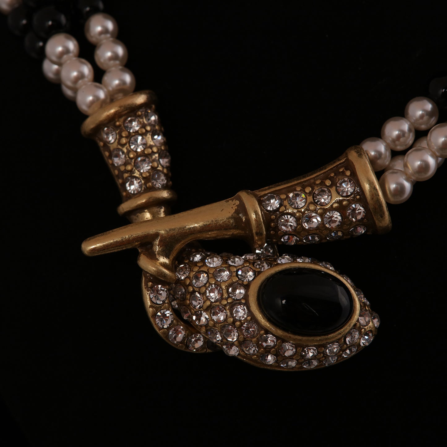 Vintage Pearl Geometric Refined Necklace for Ladies