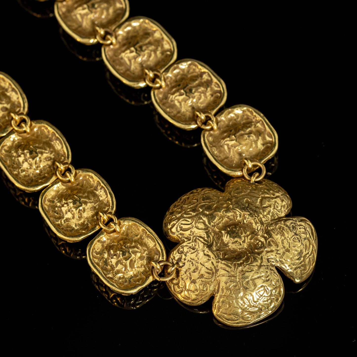 Vintage Enamel Timeless Elegant Necklace for Women