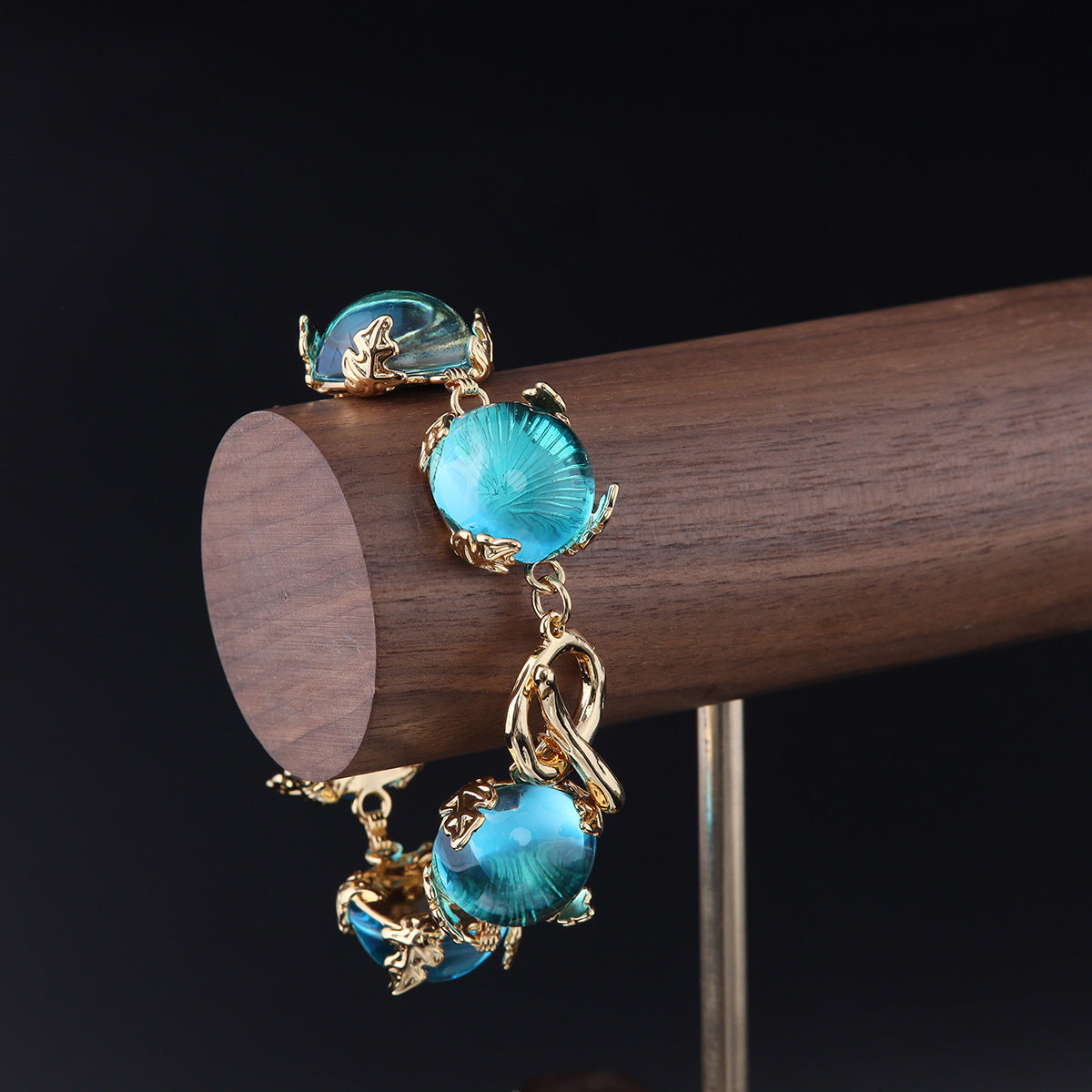Vintage Geometric Elegant Baroque Bracelet Timeless Style