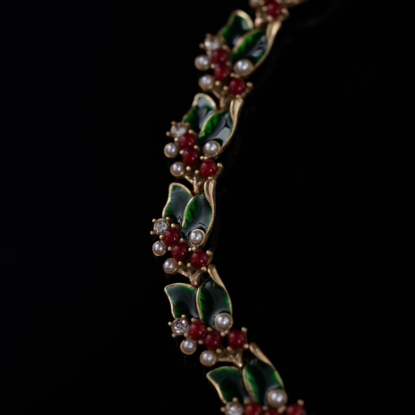 Vintage Enamel Elegant Refined Necklace Handcrafted Design