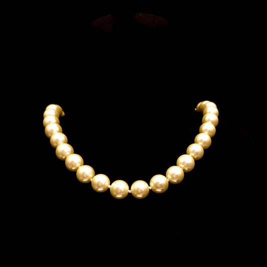 Vintage Glass Geometric Timeless Handcrafted Necklace for Ladies