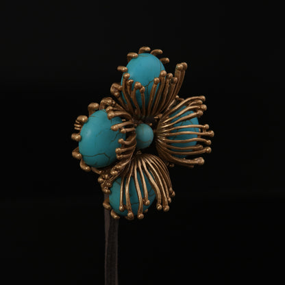 Vintage Natural Stone Floral Classic Handcrafted Brooches Timeless Style