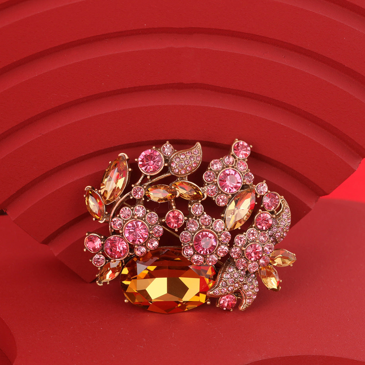 Vintage Floral Chic Artisan Brooches for Women