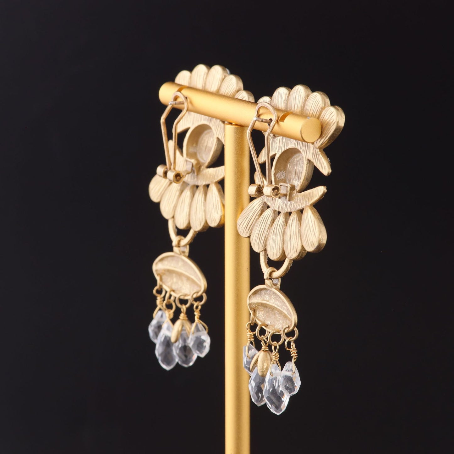 Vintage Artisan Classic Chic Earrings for Ladies