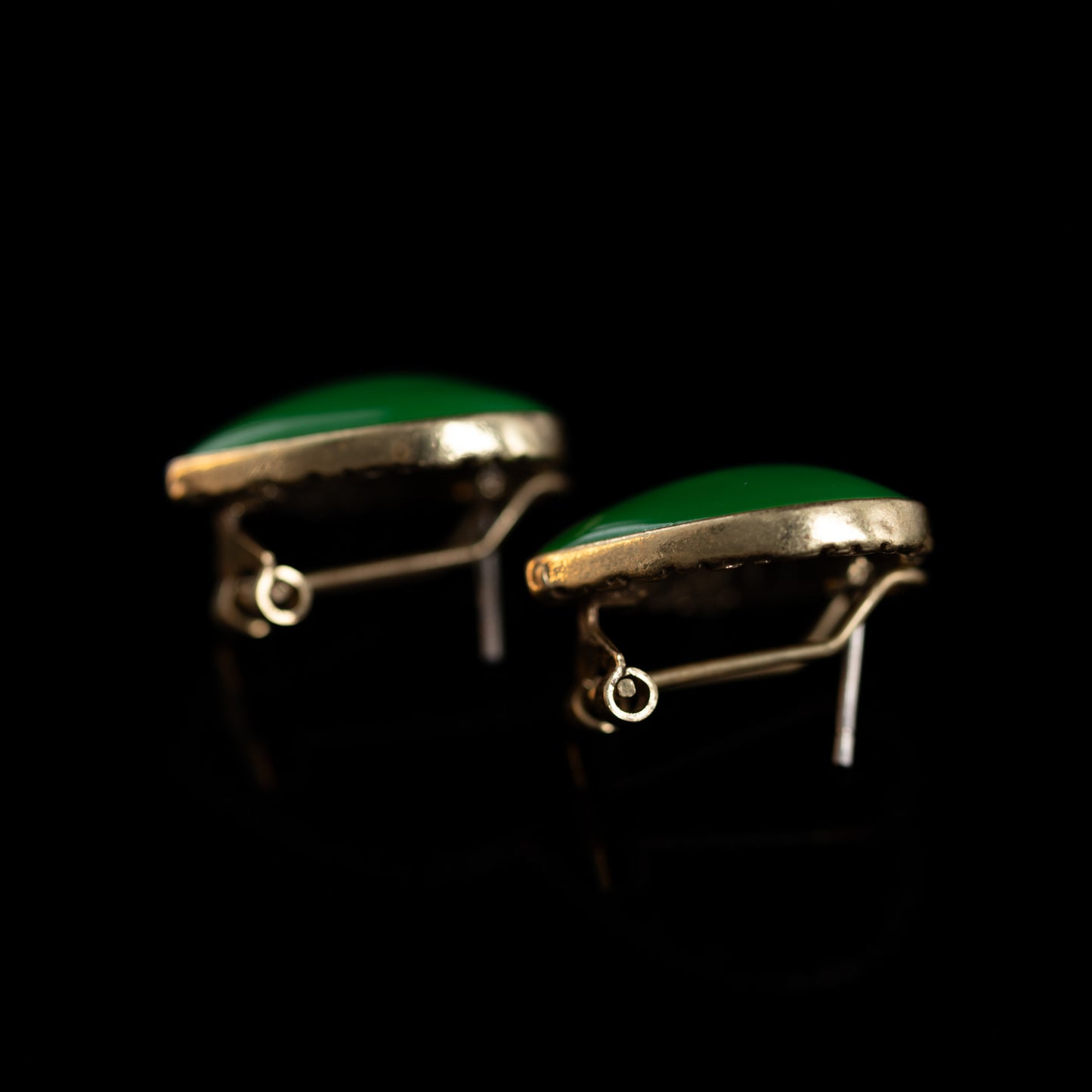 Vintage Elegant Stone Inlay Earrings Handcrafted Design