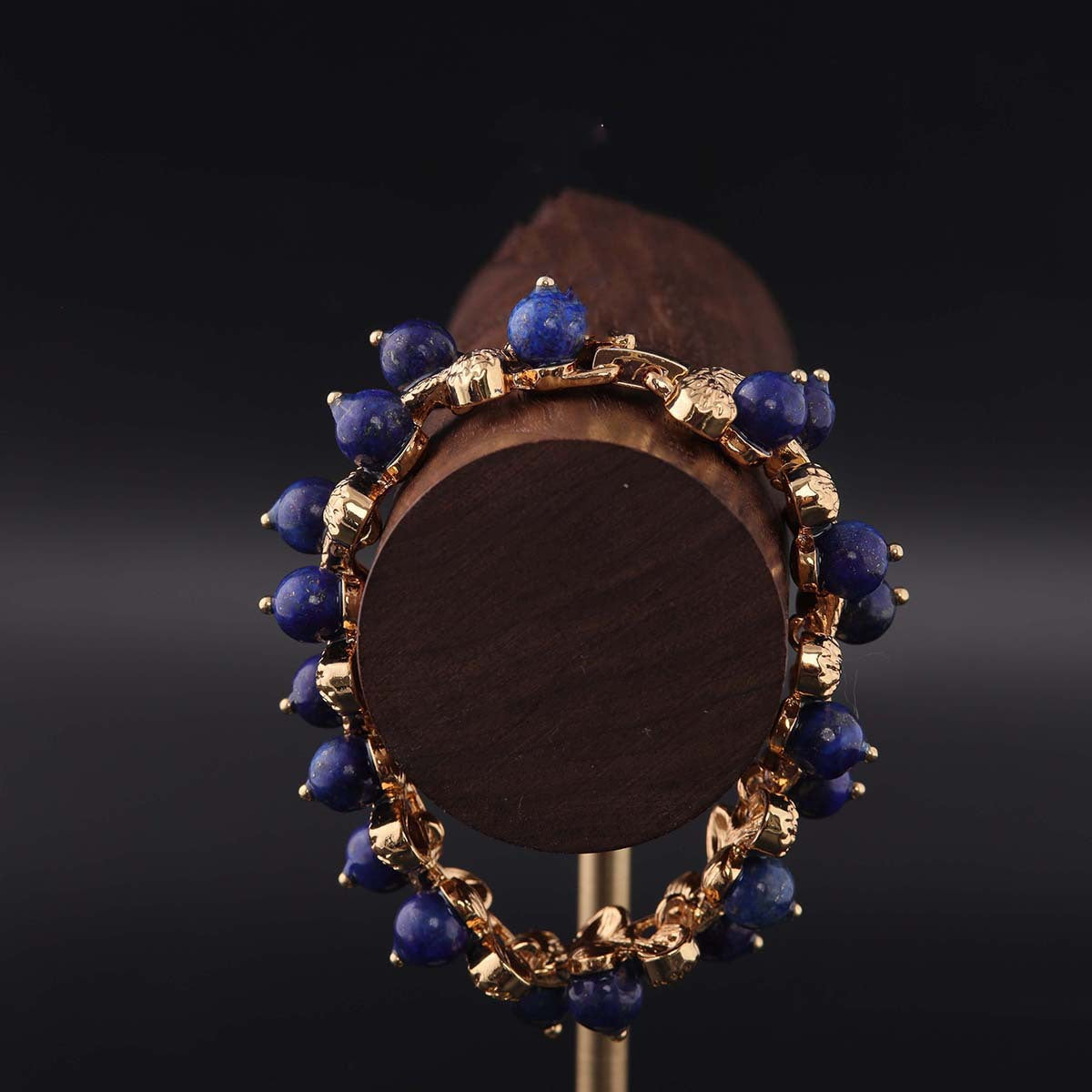 Vintage Luxury Minimalist Refined Bracelet Timeless Style