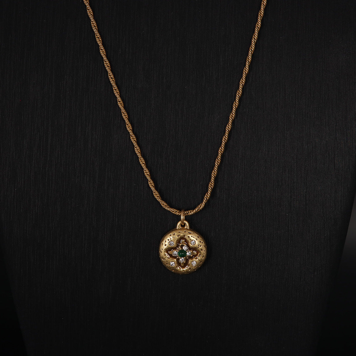 Vintage Agate Geometric Luxury Handcrafted Necklace for Women