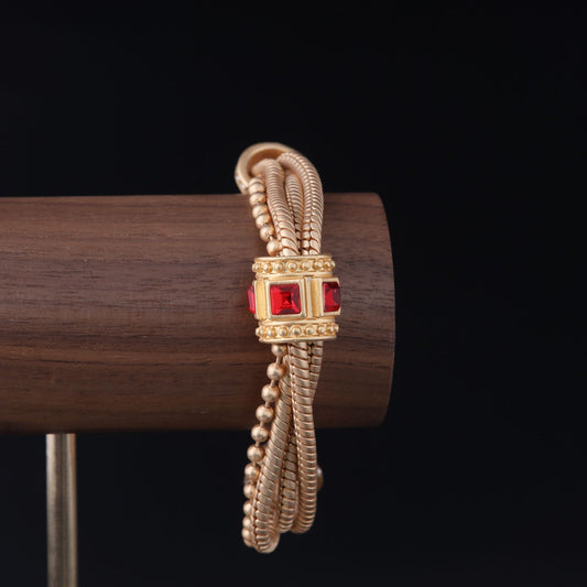 Vintage Floral Elegant Luxury Bracelet Timeless Style