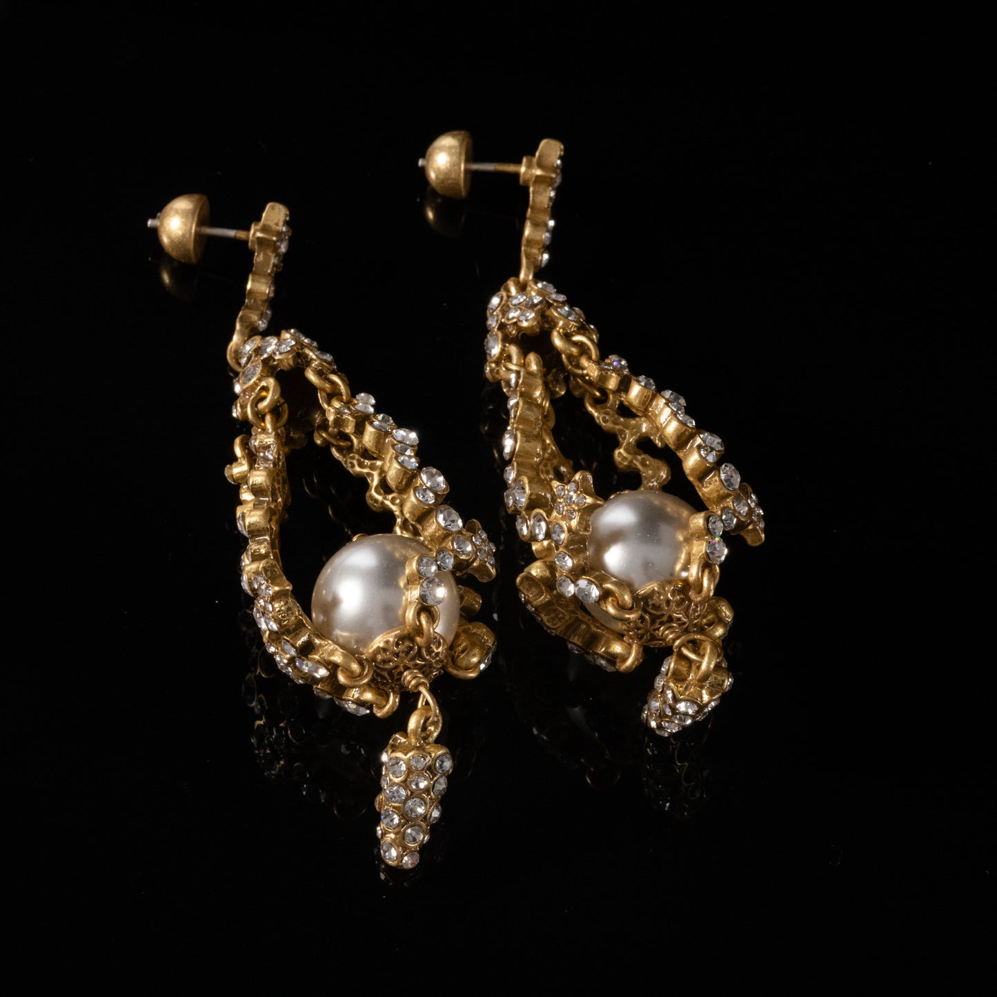 Vintage Pearl Statement Elegant Earrings Timeless Style