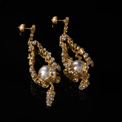 Vintage Pearl Statement Elegant Earrings Timeless Style