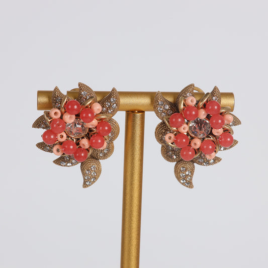 Vintage Petal Elegant Elegant Earrings Handcrafted Design