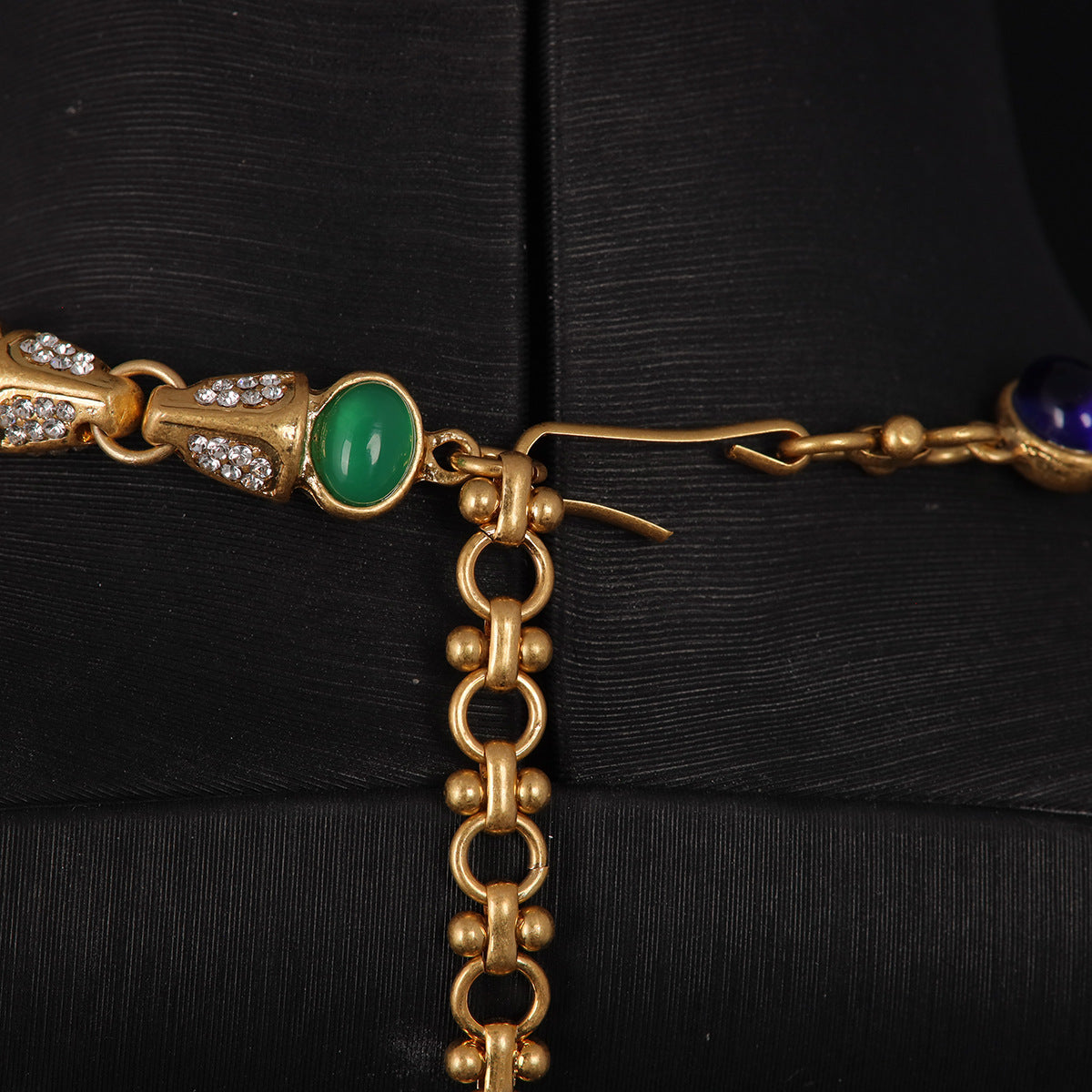 Vintage Agate Timeless Refined Necklace Timeless Style