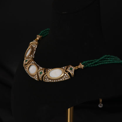 Vintage Agate Luxury Timeless Necklace Handcrafted Design