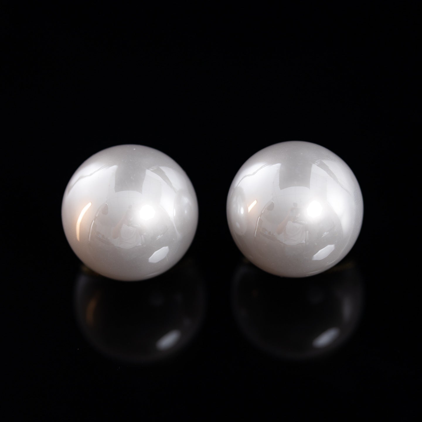 Vintage Pearl Elegant Handcrafted Earrings Timeless Style