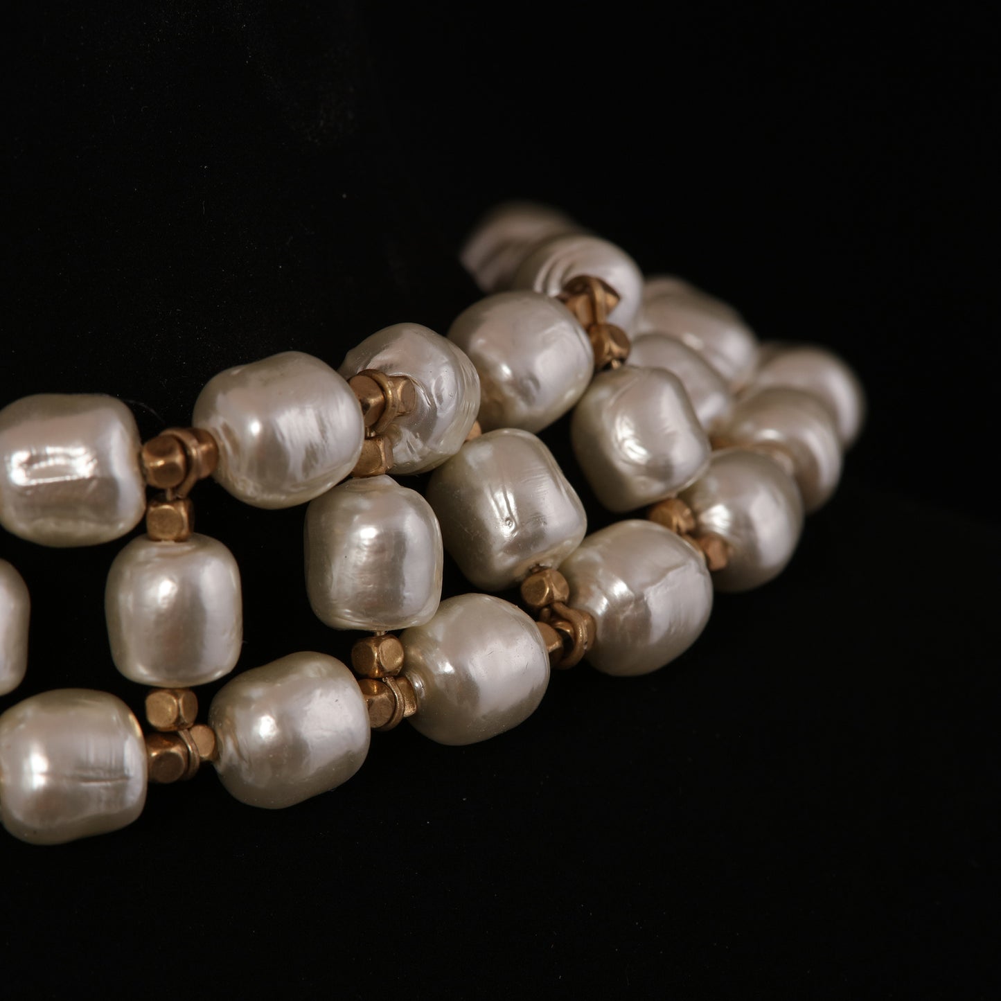 Vintage Pearl Elegant Polished Necklace Timeless Style