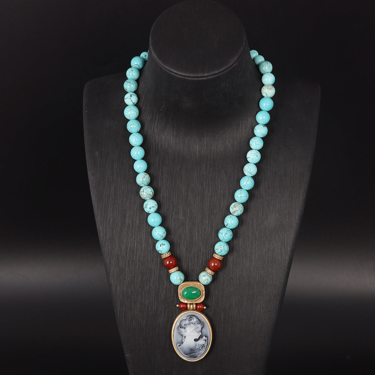 Vintage Heart Refined Handcrafted Necklace for Ladies