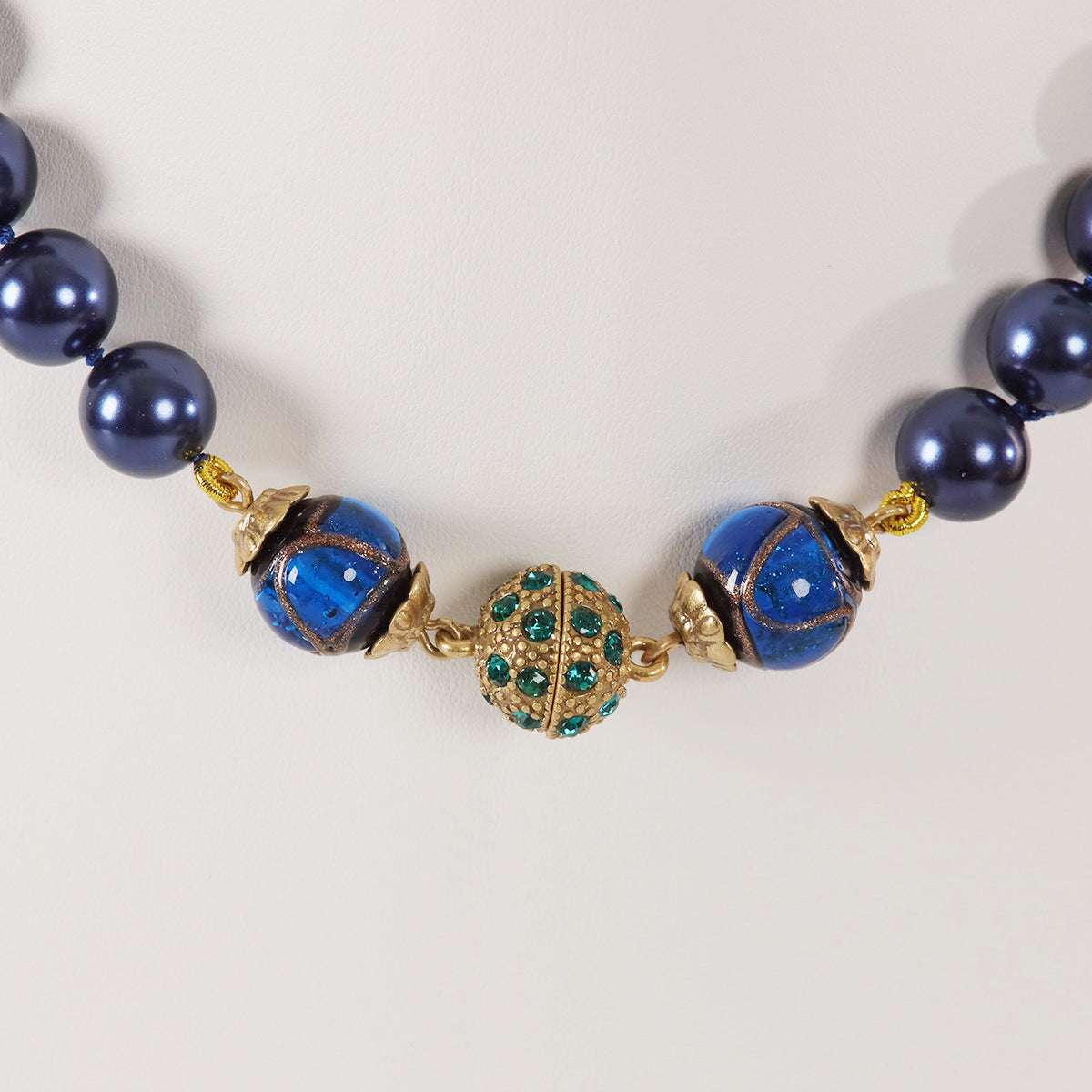 Vintage Glass Timeless Classic Necklace Gift Jewelry