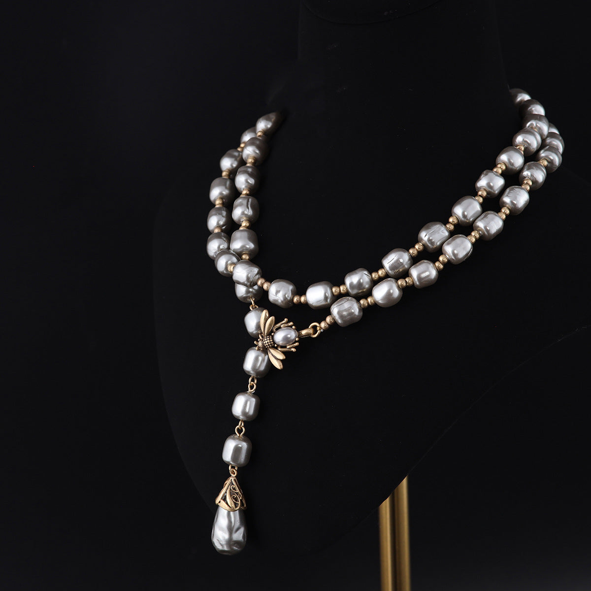 Vintage Refined Chic Elegant Necklace Timeless Style