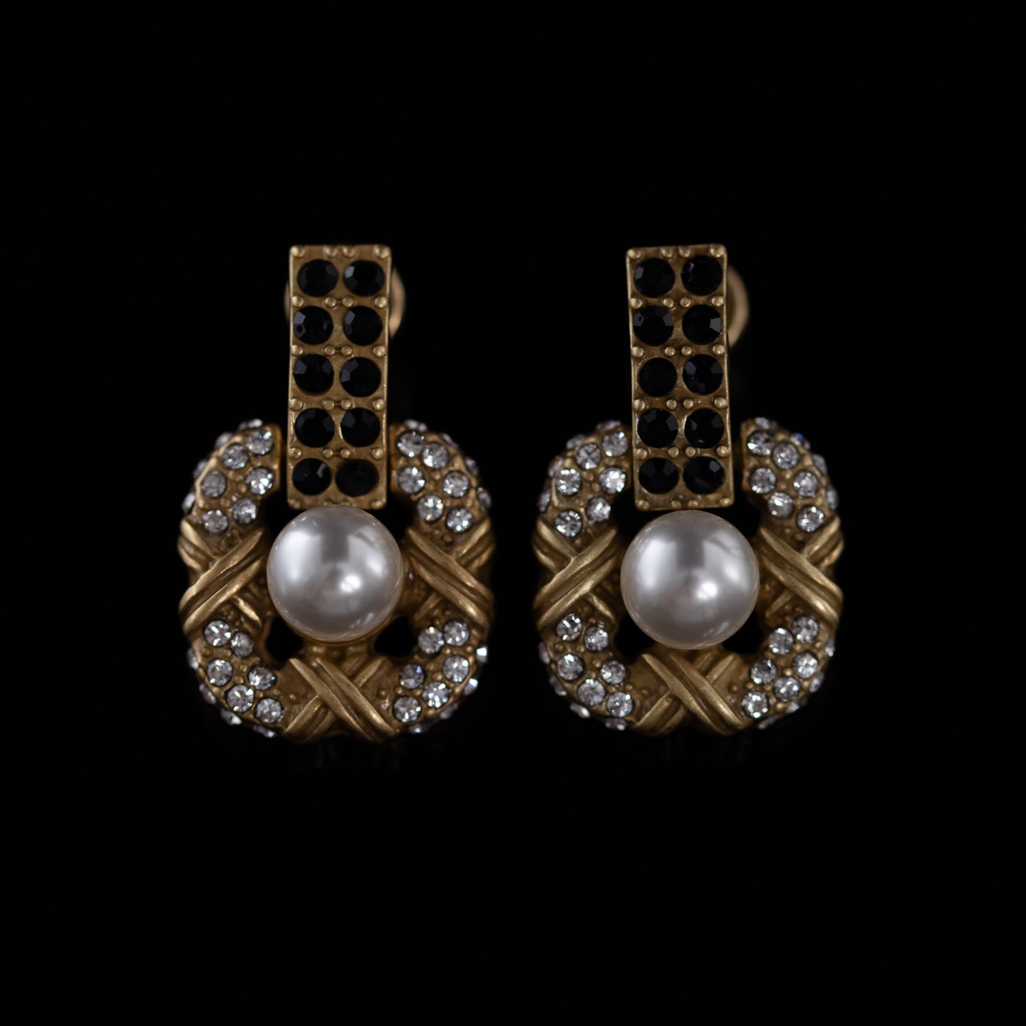 Vintage Pearl Chic Refined Earrings Timeless Style