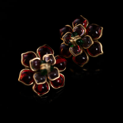 Vintage Heart Timeless Refined Earrings for Ladies