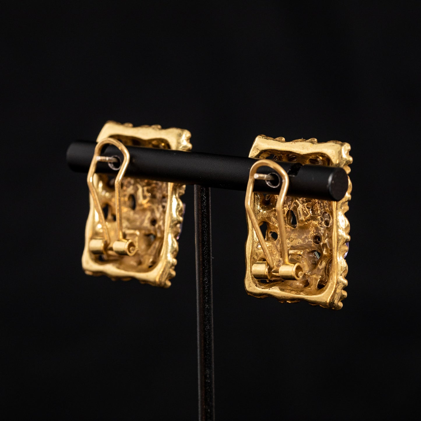 Vintage Artisan Artisan Timeless Earrings Timeless Style