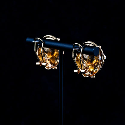 Vintage Pearl Heart Refined Earrings for Women