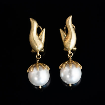 Vintage Pearl Leaf Refined Handcrafted Earrings for Ladies