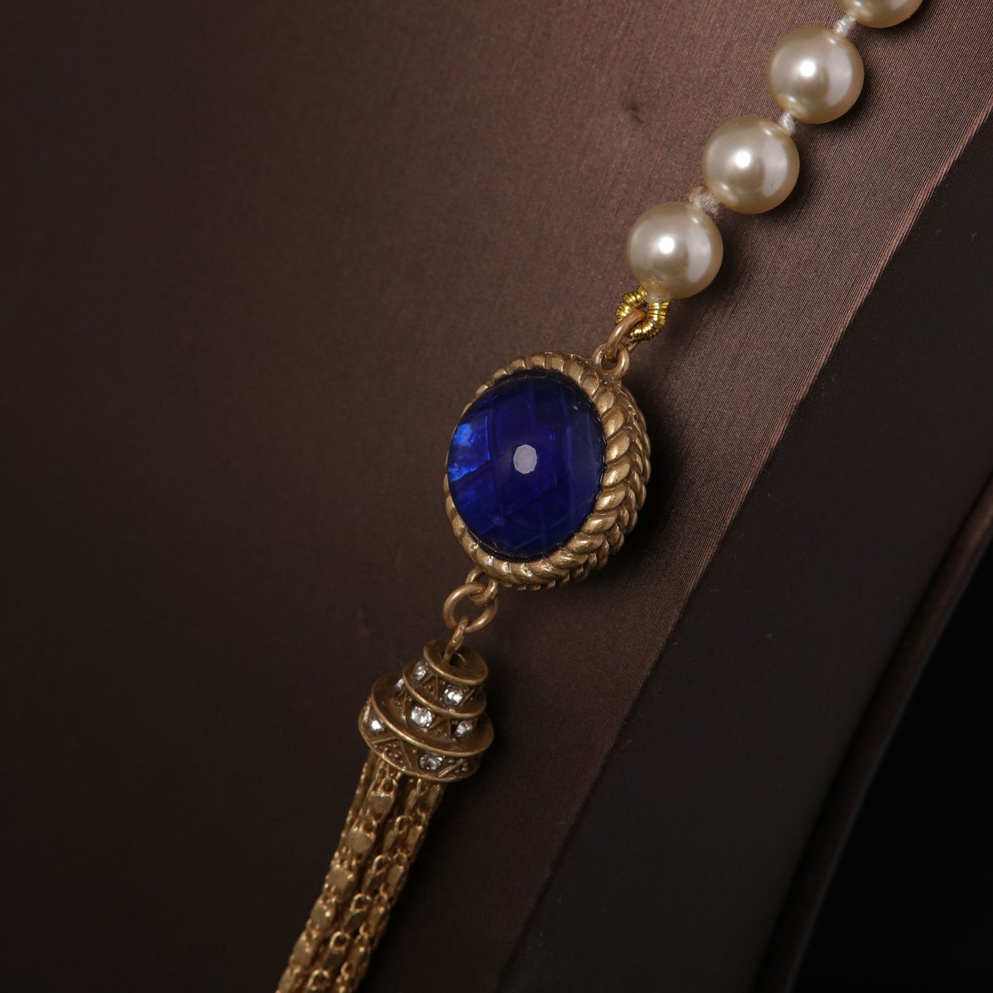 Vintage Pearl Floral Timeless Necklace for Ladies