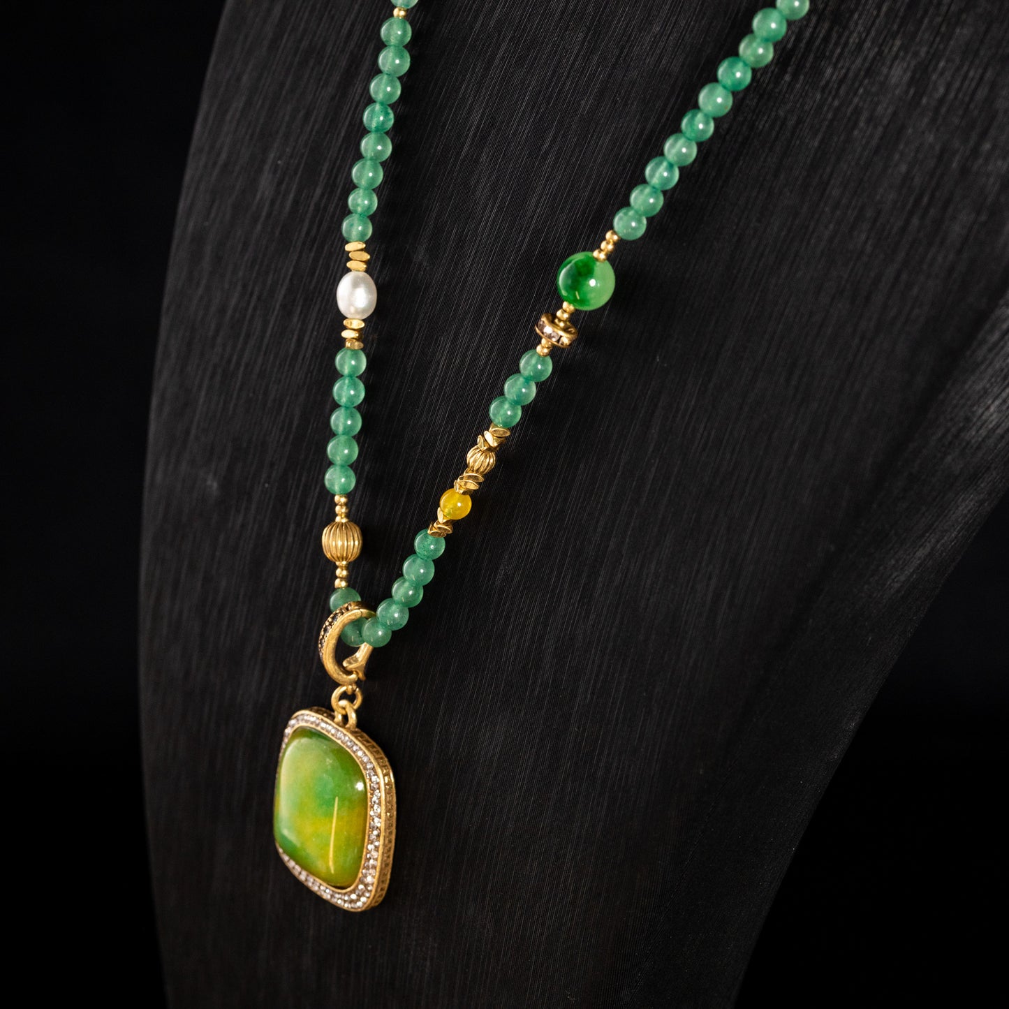 Vintage Natural Stone Chic Necklace for Women