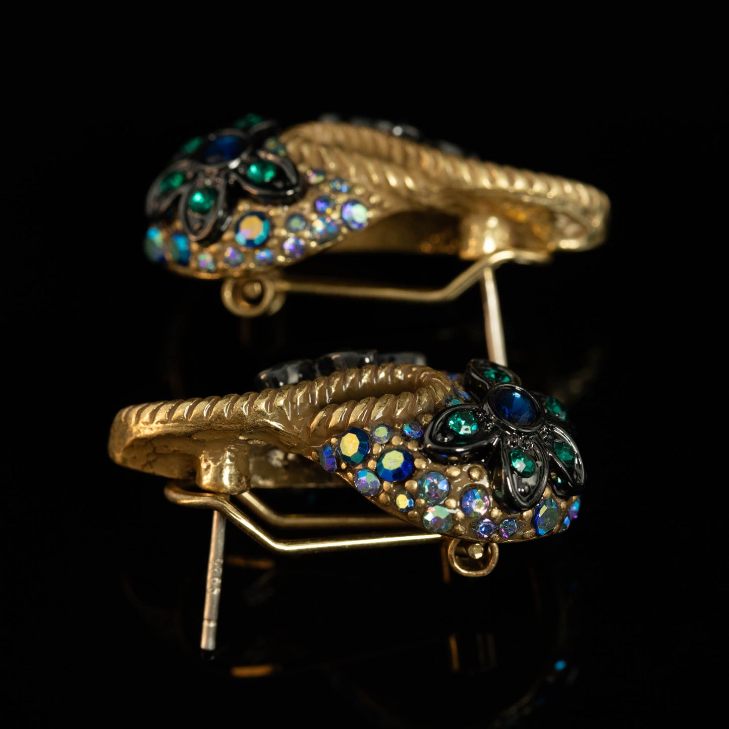 Vintage Conch Refined Stone Inlay Earrings for Ladies