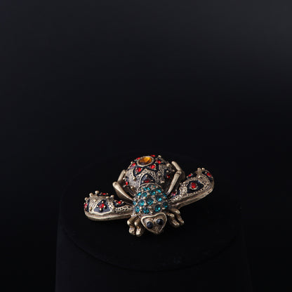 Vintage Artisan Refined Classic Brooches Handcrafted Design