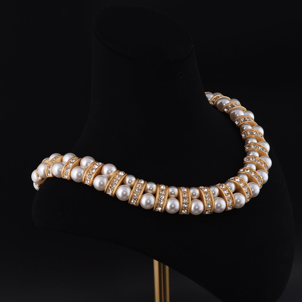 Vintage Pearl Geometric Timeless Necklace Timeless Style