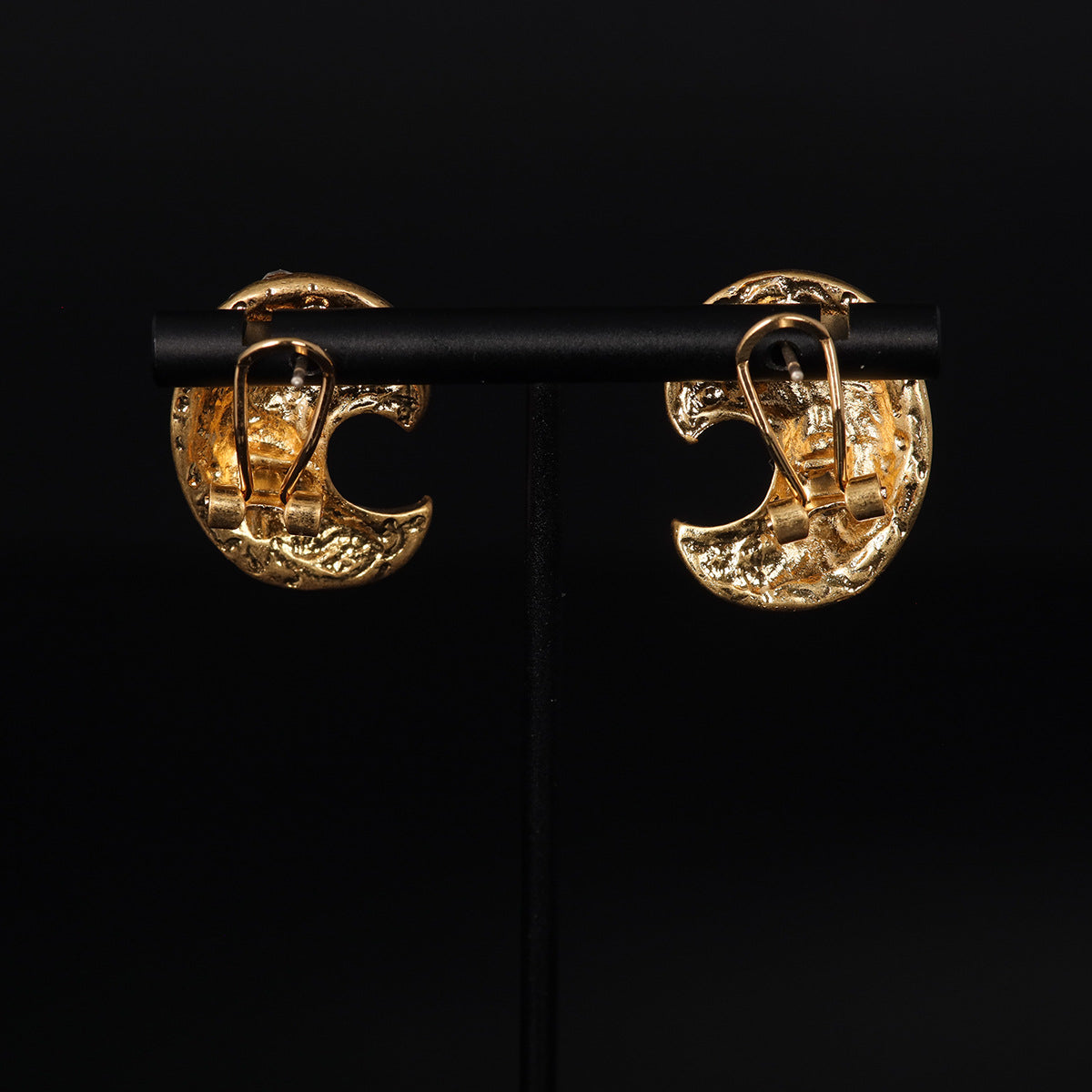 Vintage Timeless Refined Elegant Earrings for Ladies