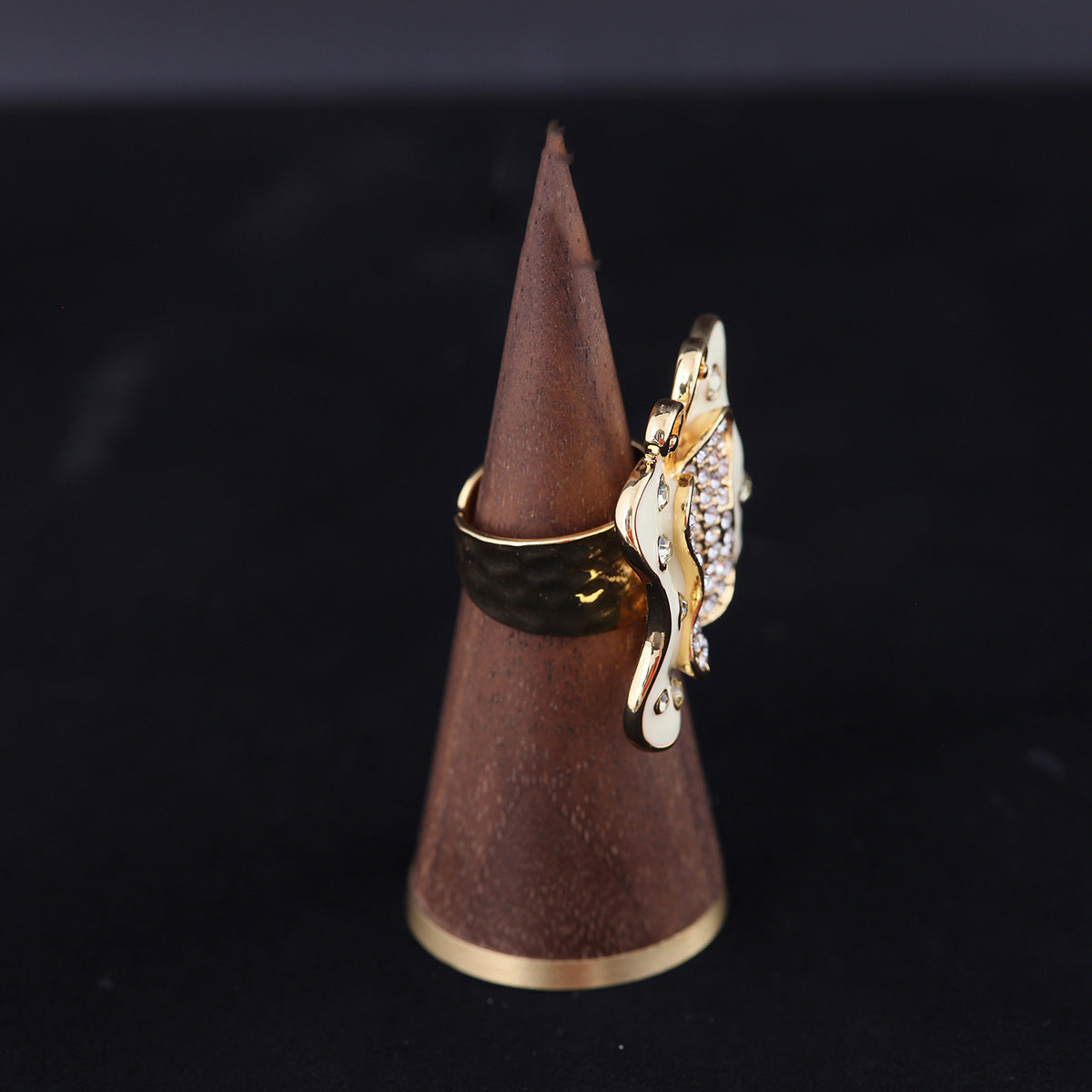 Vintage Enamel Star Chic Open Ring