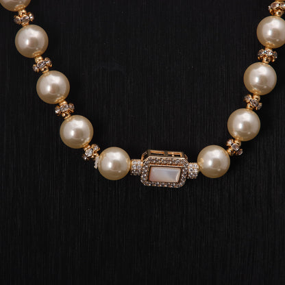 Vintage Pearl Classic Chic Necklace Handcrafted Design