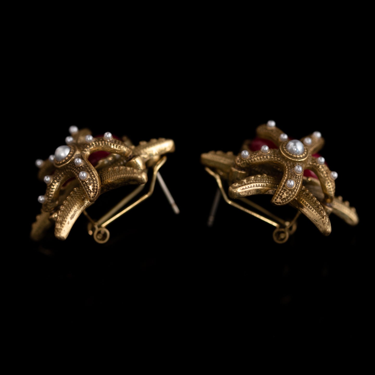 Vintage Pearl Star Timeless Polished Earrings for Women