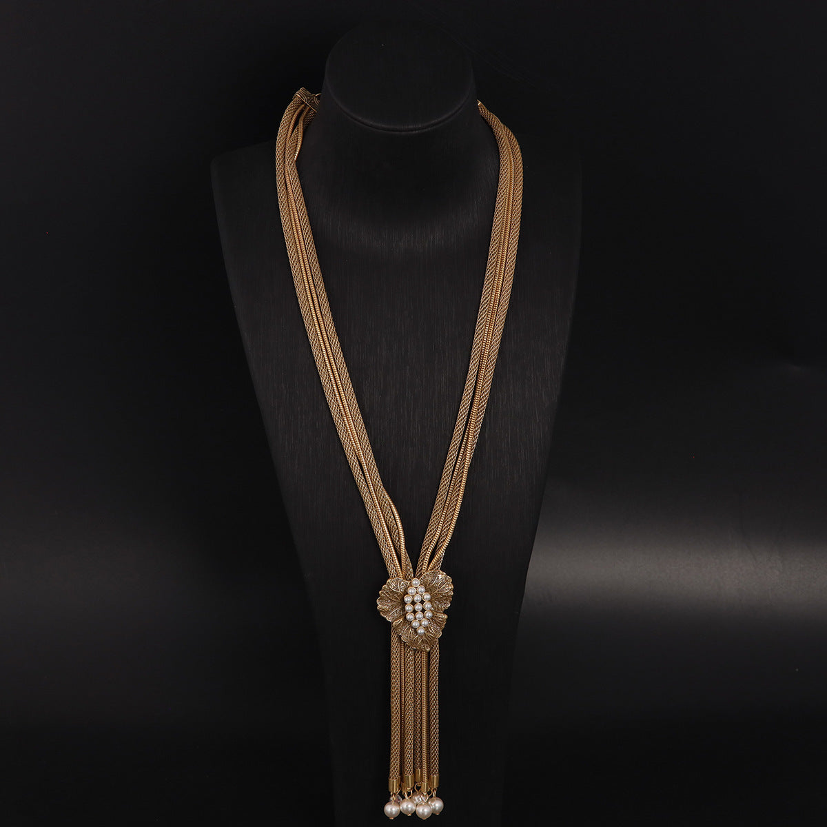 Vintage Pearl Leaf Elegant Necklace for Women