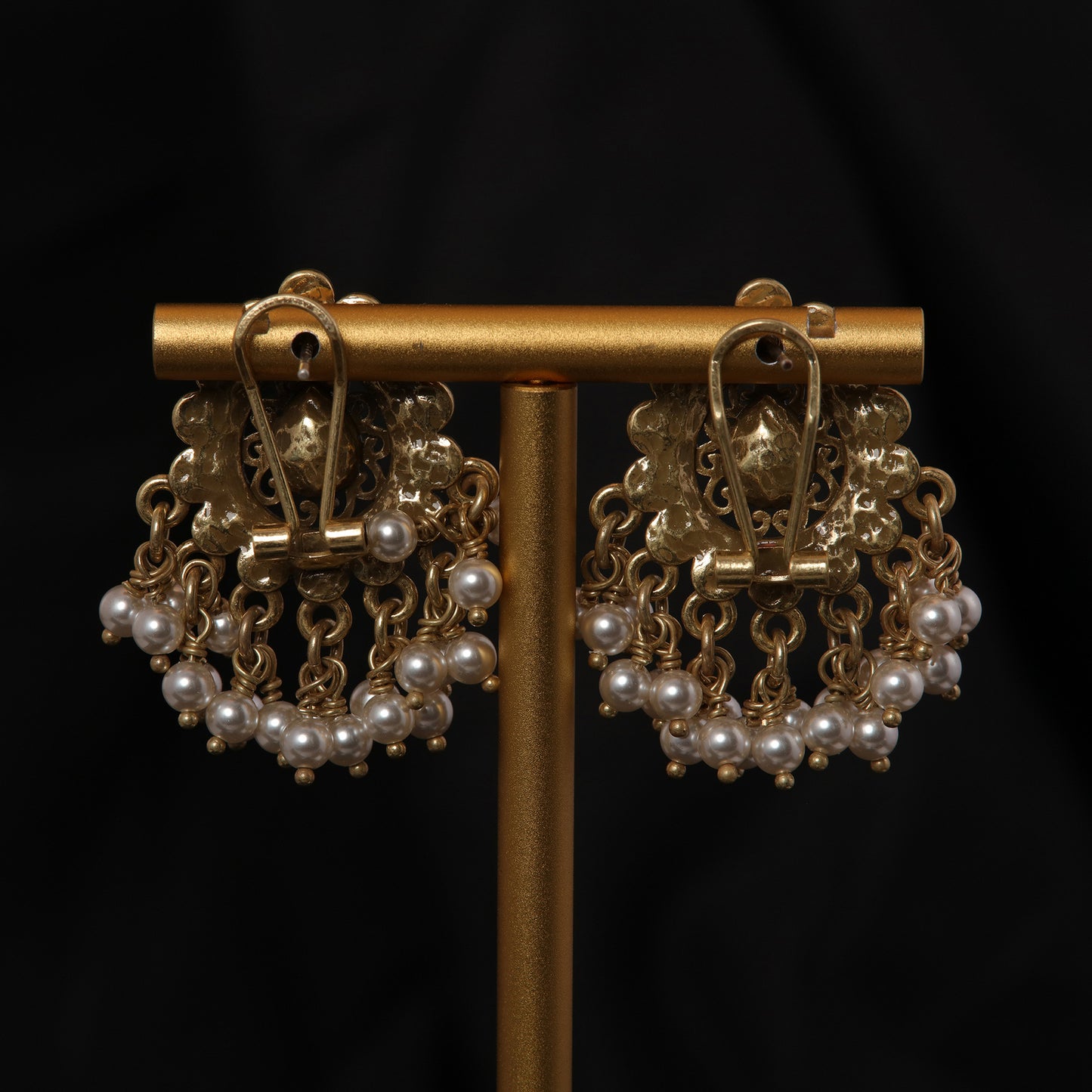 Vintage Pearl Statement Chic Earrings Timeless Style