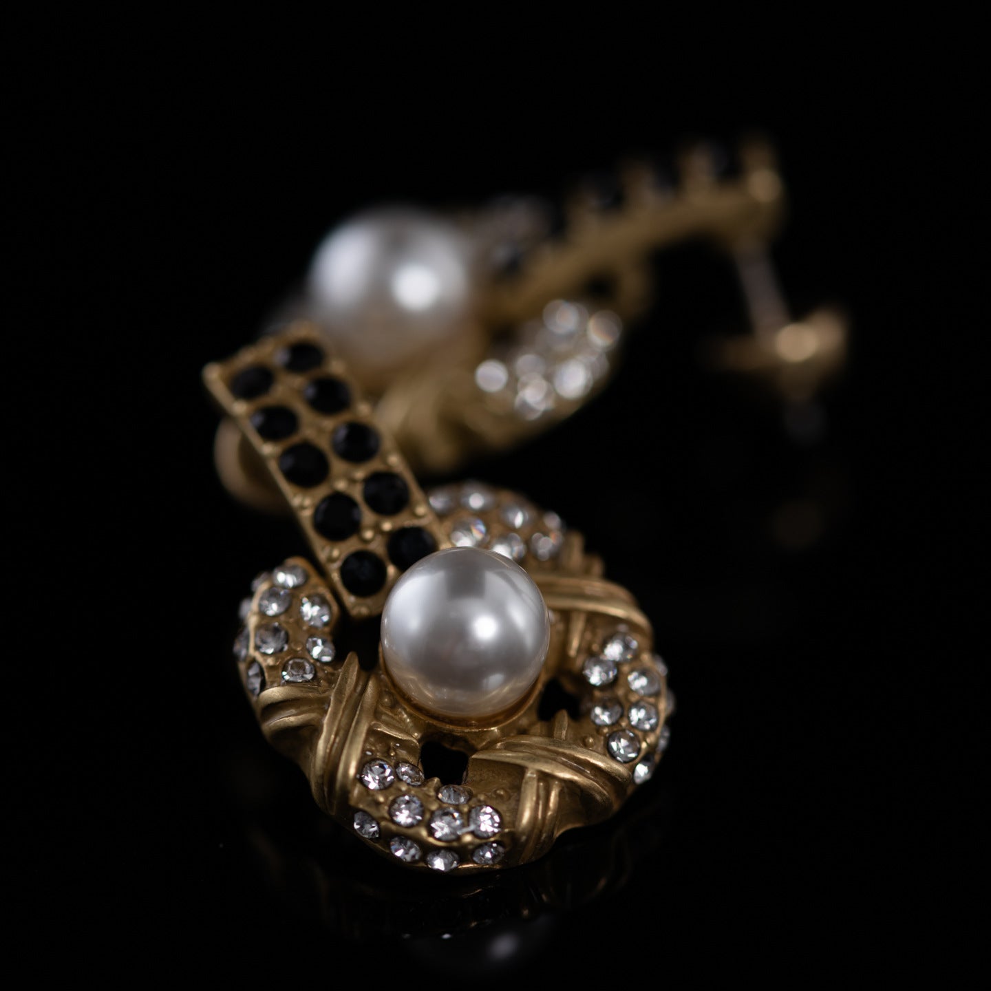 Vintage Pearl Chic Refined Earrings Timeless Style