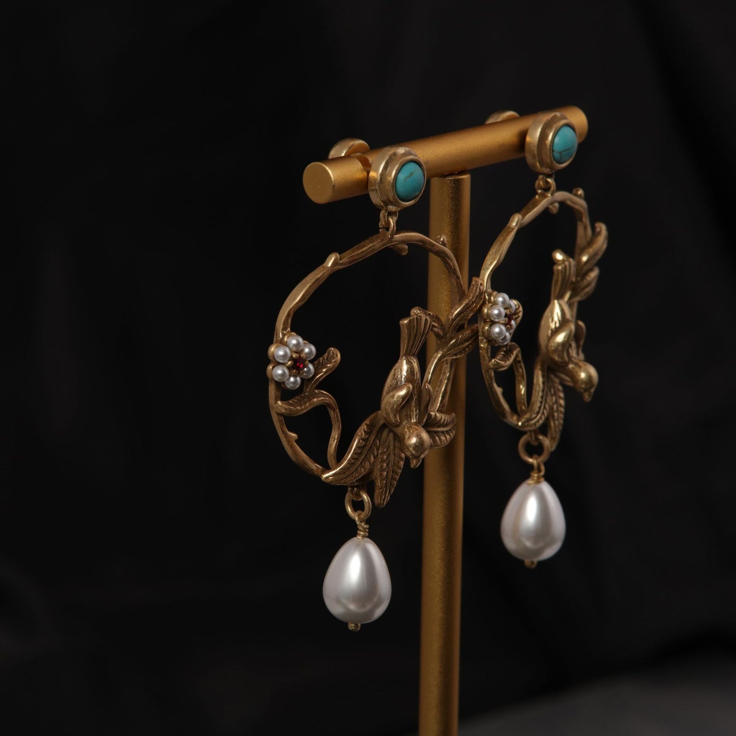 Vintage Refined Classic Elegant Earrings Timeless Style
