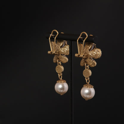 Vintage Chic Classic Elegant Earrings Timeless Style
